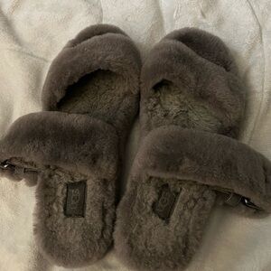 UGG Fluffy Gray Slippers